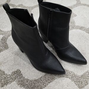 Old Navy Black Ankle Boots